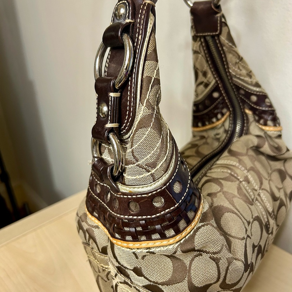 Coach Y2K Hobo Bag 10611 2006 - Picture 3 of 10